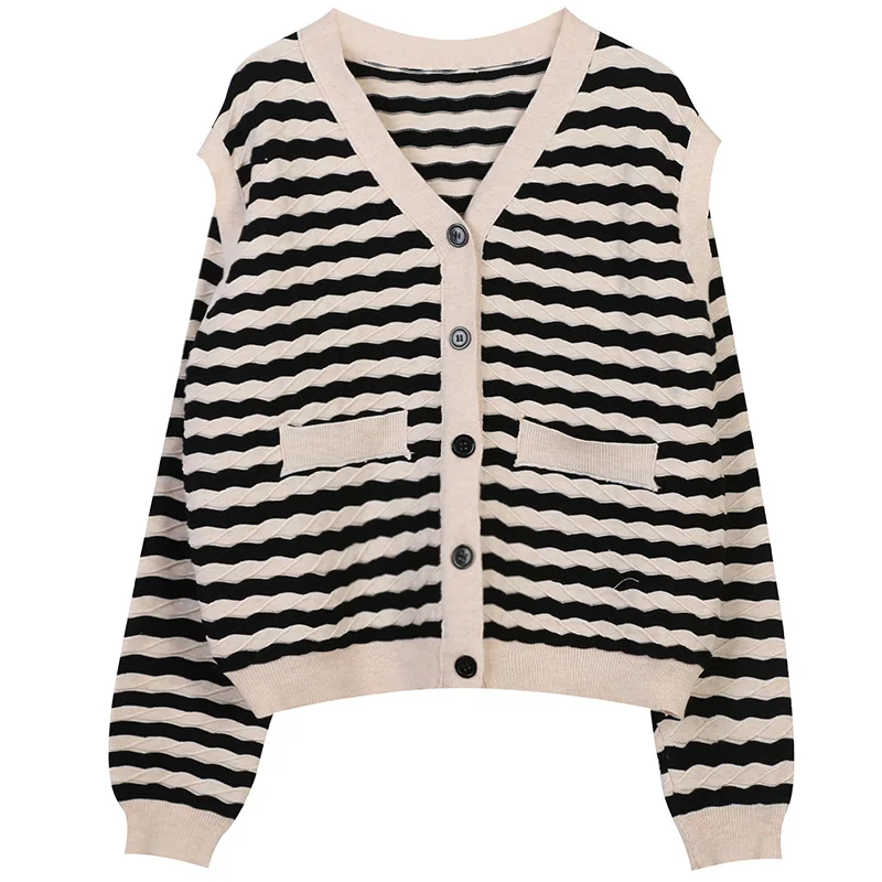 

Striped Sweater Cardigan Women Casual Pocket V-Neck Vintage Korean Fashion Knitting Clothes Traf Tops Jackets Autumn Pull Femme