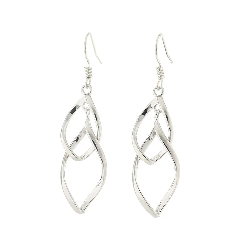 

Fashion New European and American Hot Selling Amazon Fashion Court Retro Copper Earrings for Women