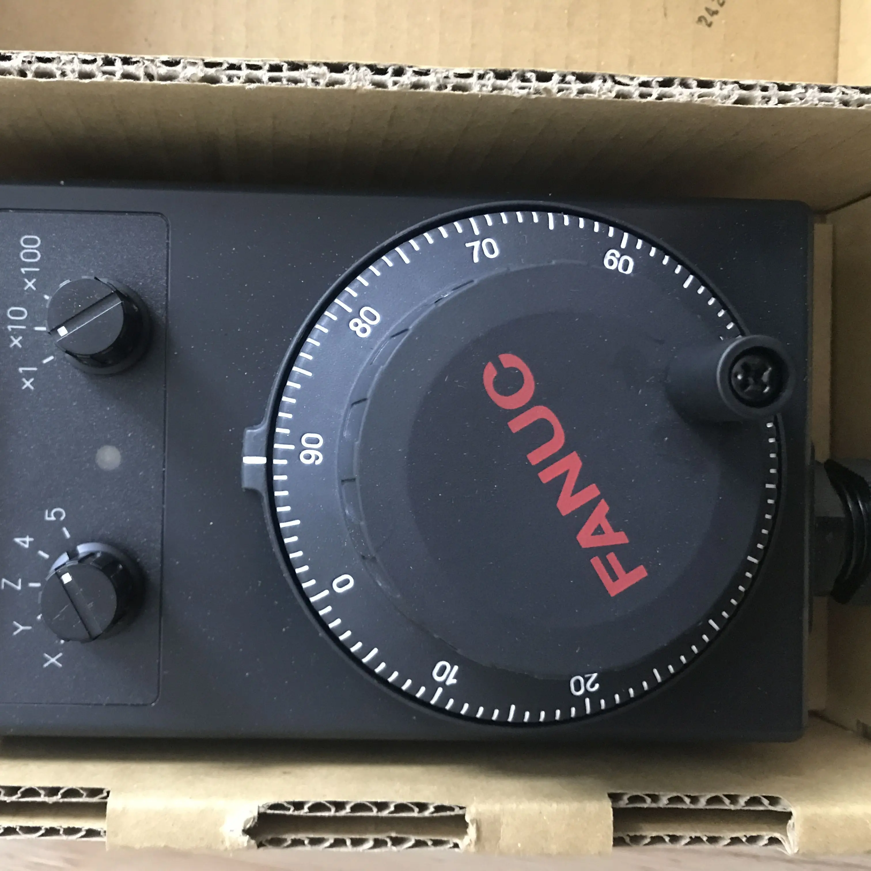 

Original New A860-0203-T013 Fanuc Electronic Handwheel for CNC Lathe