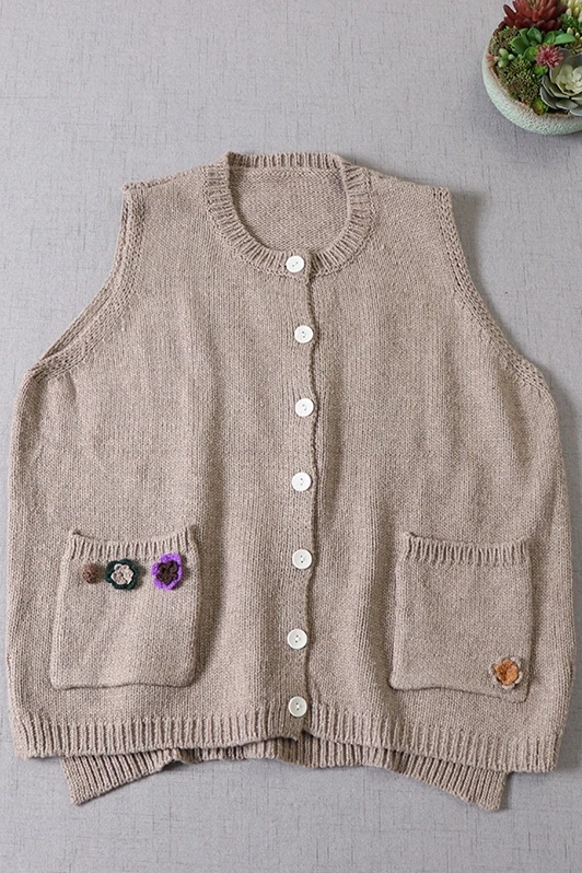 

New Spring Japan Mori style sweet cardigan vest flower pocket sleeveless knitted vest