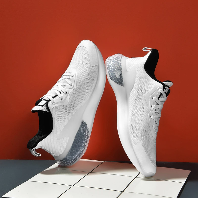 

2021 New Fashion Breathable Men's Running Shoes Non-slip Wear-resistant Sports Casual Shoes