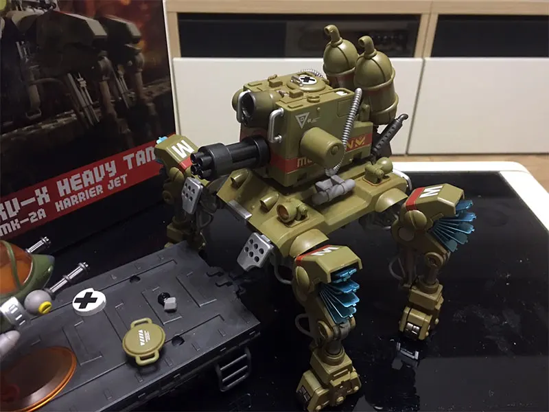 Аниме игра Diorama Vietnam War Metal Slug готовая Легион высокоскоростная четырехногая колесница Танк уникальная забавная модель Подарочная коллекция