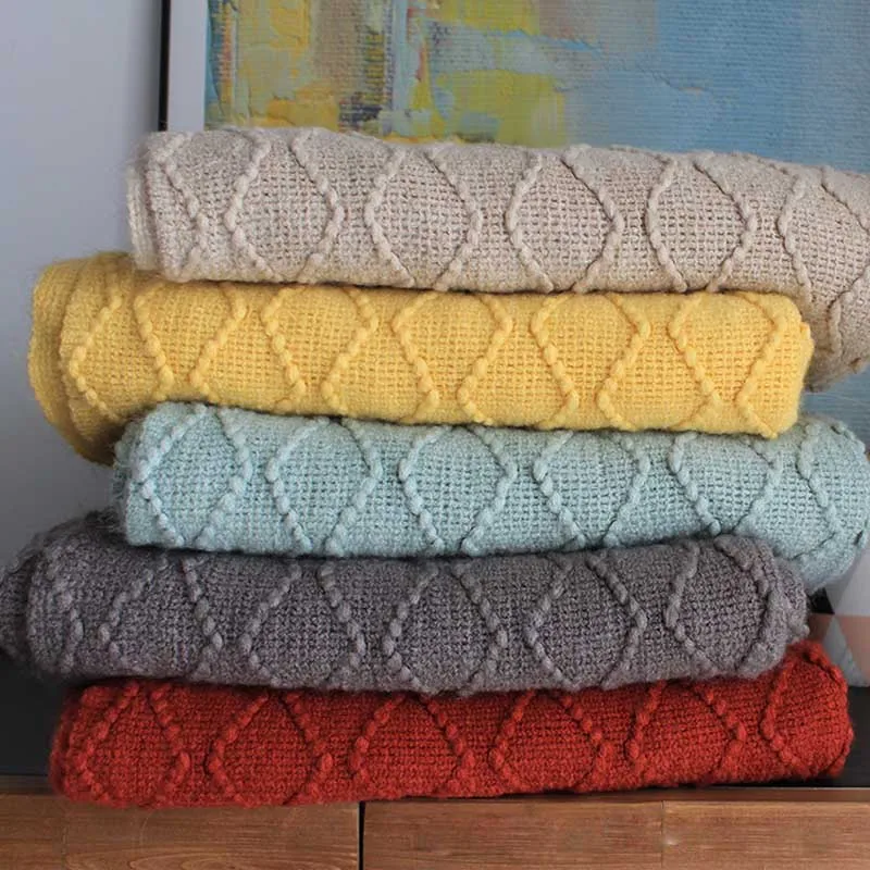 Оригинальное вязаное одеяло с кисточками одиночное Двухслойное волнистое