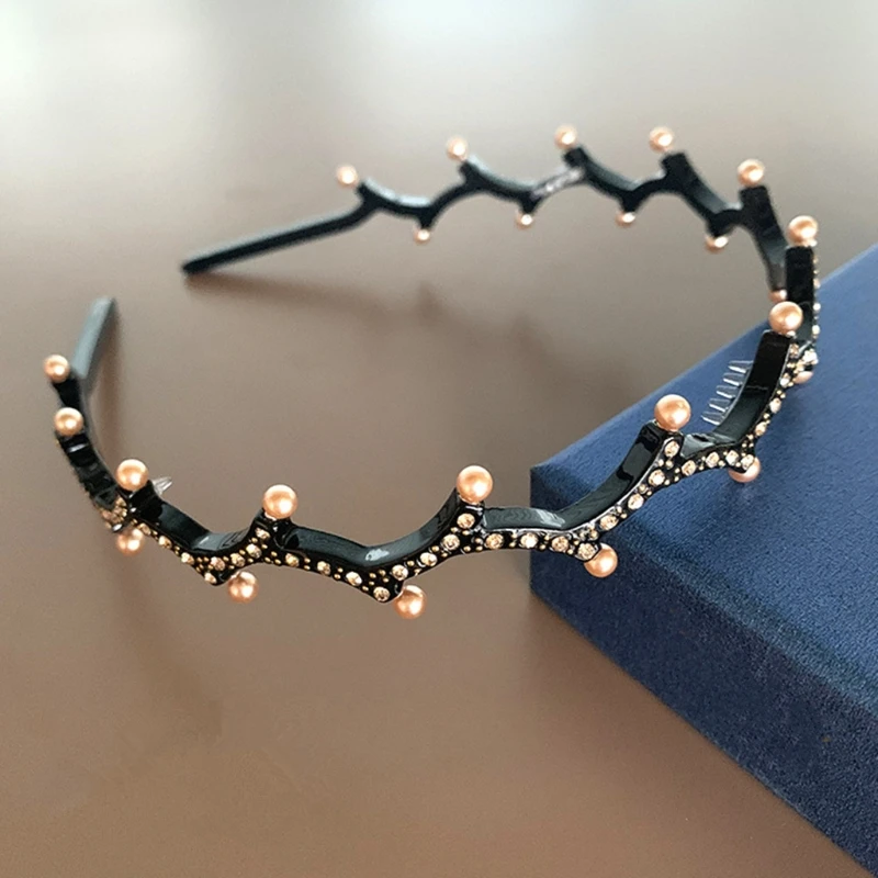 

Ацетат узкие лента для волос; Блестящие стразы Ювелирные изделия из жемчуга зубцы расчески и сердечком и повязка на голову; Обувь для невест...