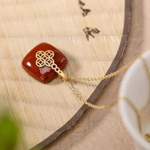 

South Red Square Pendant Sterling Silver Gold-Plated Chinese Knot Agate Stone Geometric Pendant Palace Style Pendant
