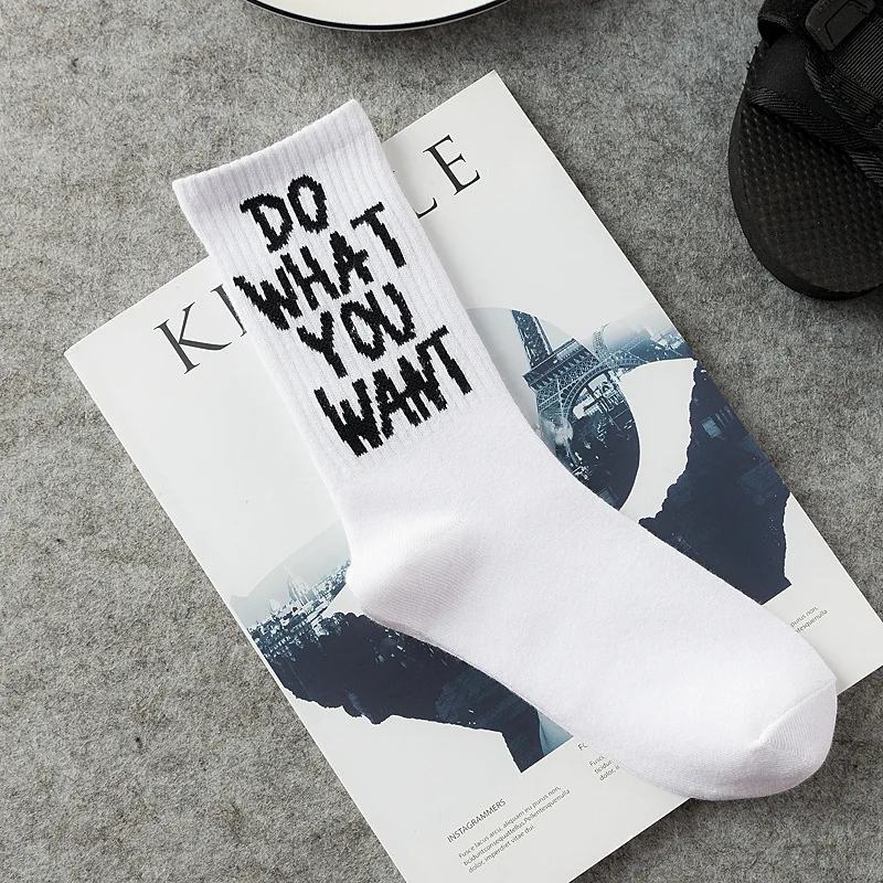 

Funny Letter Korea Halajuku Hip-hop Street Skate Socks Hosiery Women High Quality Black white casual Cotton Short Socks Winter