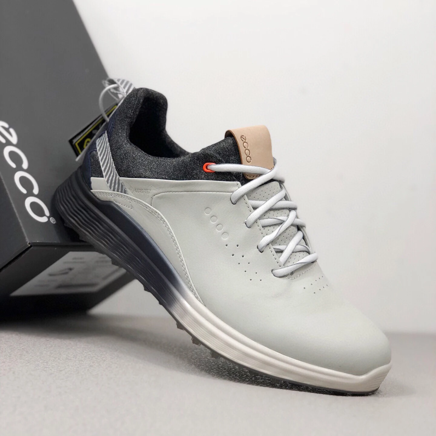 

Athletics Genuine Leather Shoes Men's Golf Shoes Trainer Grand Sport Sneakers Black Studs Golf Shoes Breathable Autumn Golf Shoe