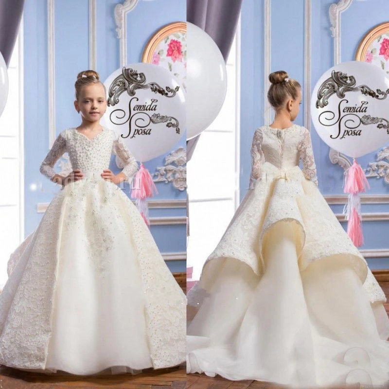 

Luxury 2020 Girls Flower Girls Dresses For Wedding Long Sleeves with Pearls First Communion Dresses V Neck Ball Gown Lace