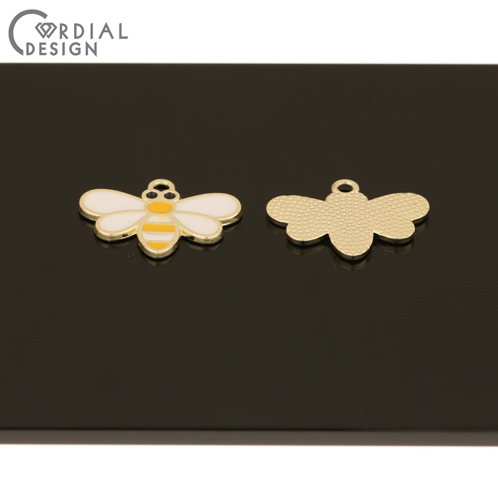 

Cordial Design 100Pcs 24*28MM Jewelry Accessorie/Hand Made/Honeybee Shape/Charms/Earring Pendant/Paint Effect/Jewelry Findings