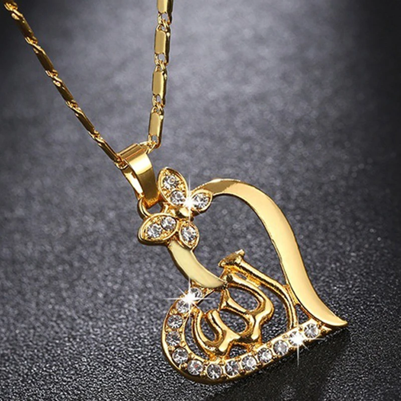 

Women Heart Necklace Trendy Butterfly Pendant Rhinestone Choker Elegant Exquisite Neck Chain Party Jewelry Gift Wedding Necklace