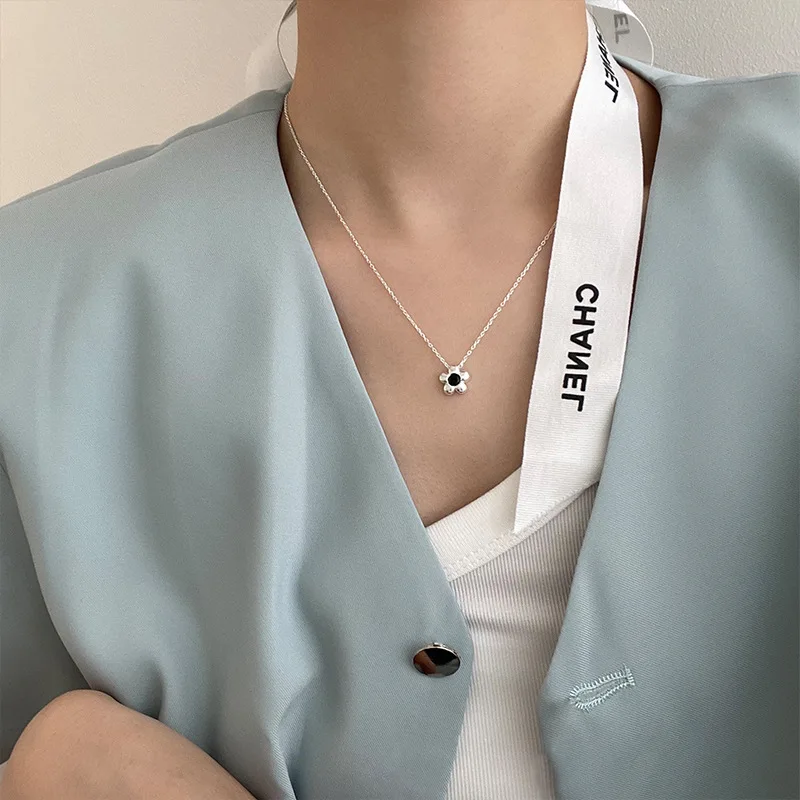 

Simple Design 925 Sterling Silver Necklace Small Flower Pendant Necklace Choker For Women Girl Fine Jewelry Luxury 46.5cm