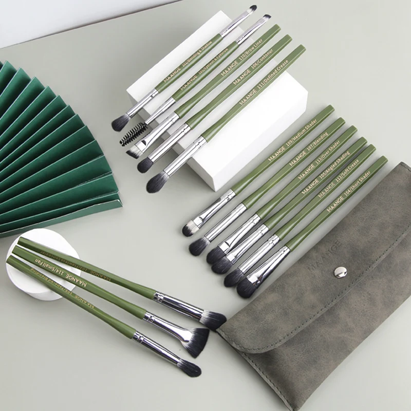 

14pcs Professional Eye Makeup Brush Set Makeup Tools Eye Shadow Brush Cosmetics For Face Highlighter Powder Foundation