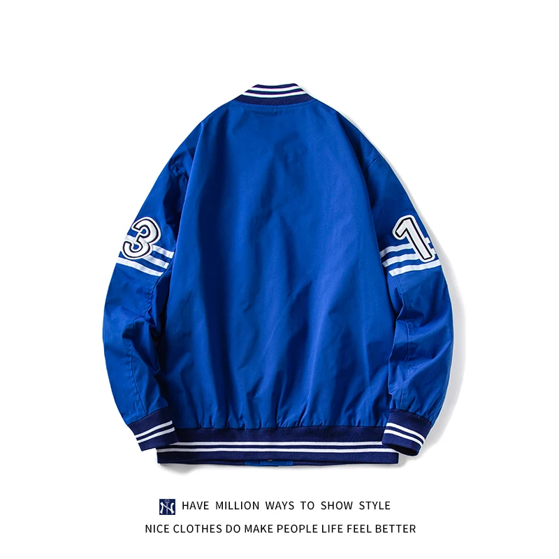 Куртка-бомбер женская осенне-весенняя с вышивкой | Женская одежда