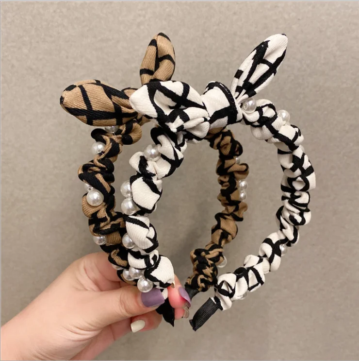 

Women hairbands Autumn and winter new plaid rabbit ears headband fashion pearl headbands