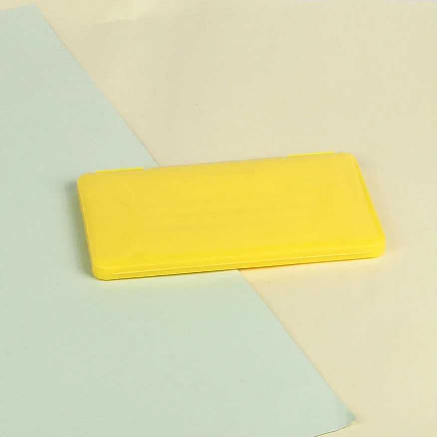 

Mask Storage Box Mask Packaging Box Dustproof Portable Mask Case Face Mask Folder Safe Pollution Disposable Mask Box Organizer