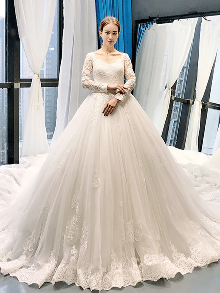 

Formal And Elegant Bridal Gown Lace Applique Soft Yarn And V-Neck Long-Sleeved Zipper Mopping Wedding Dress Customization