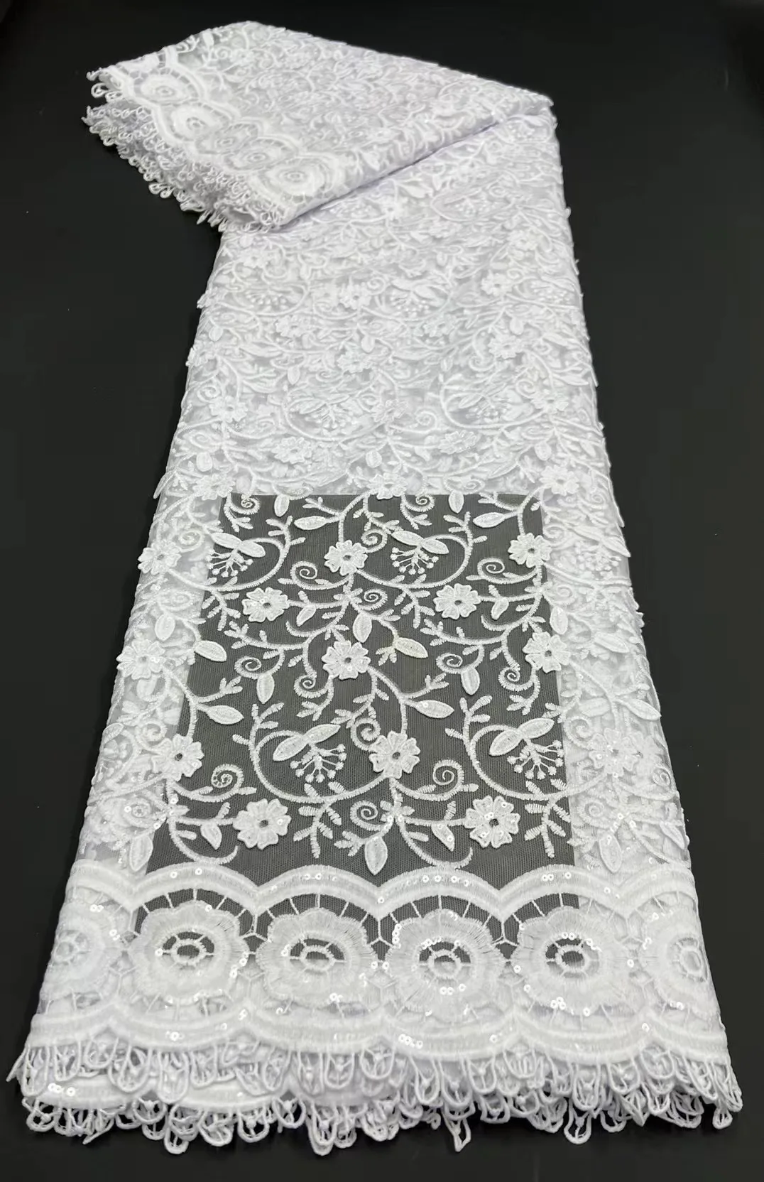 

2022 High Quality Embroidered Nigerian Net Lace Fabric France Cord Lace Fabric African Lace For Party Popular Dubai Style 5 Yard