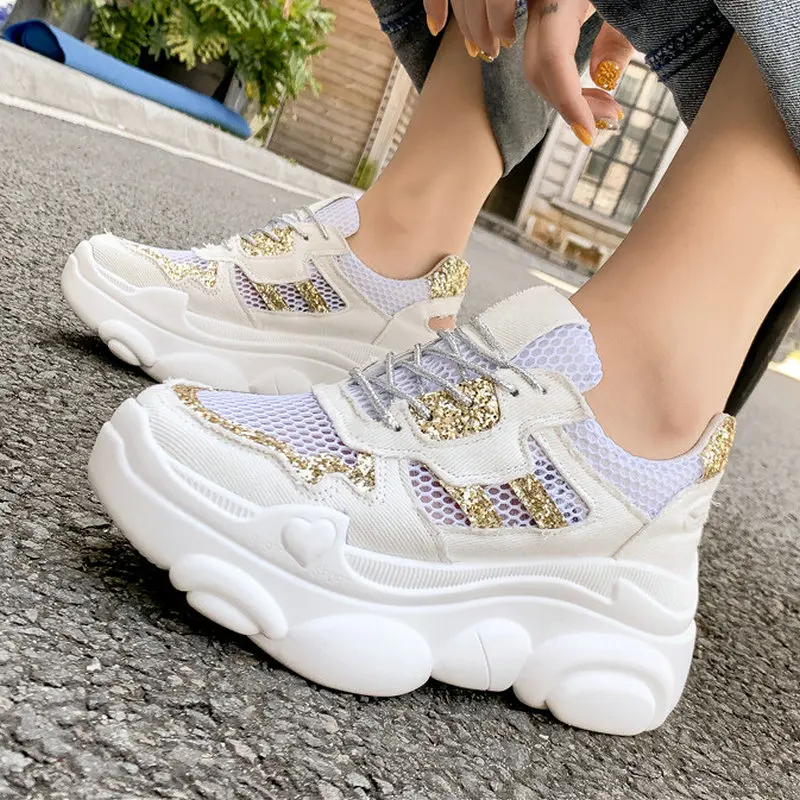 Новинка Красивая летняя обувь Женские блестящие кроссовки для отдыха на плоской