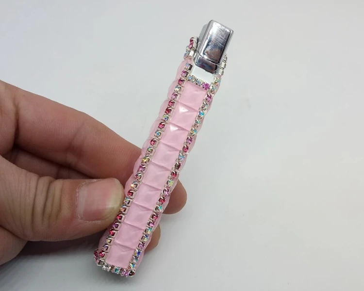 Милые женские тонкие газовые зажигалки, стразы, зажигалка для сигарет, повторная надувная Зажигалка 9,5 см