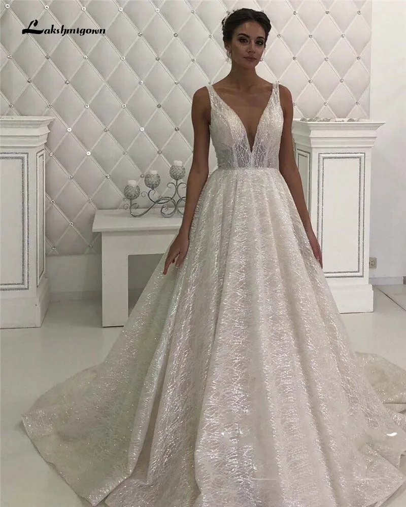 

Sparkly Sequined Plus Size Country Wedding Dresses 2020 A Line V Neck Backless Arabic African Dubai Design Boho Beach Wedding
