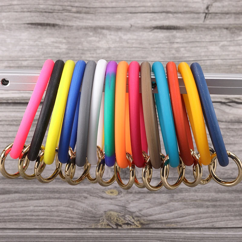 Модный Блестящий силиконовый брелок для ключей с круглым браслетом женщин