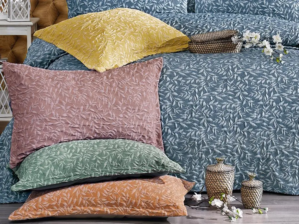 

Sofia Double Bed Cover Set