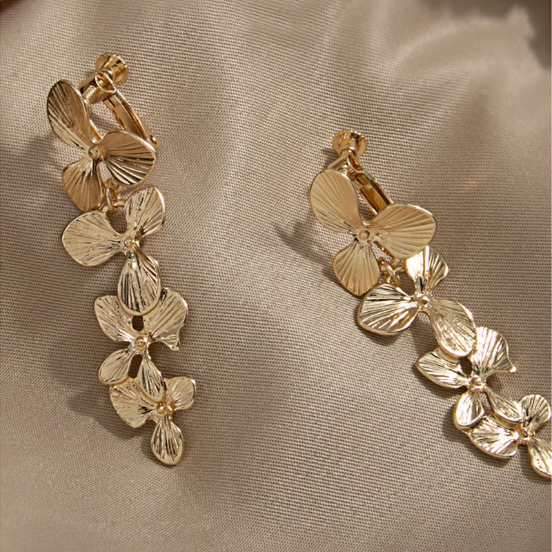 В стиле ретро из золотистого металла цветочный Висячие серьги для женщин