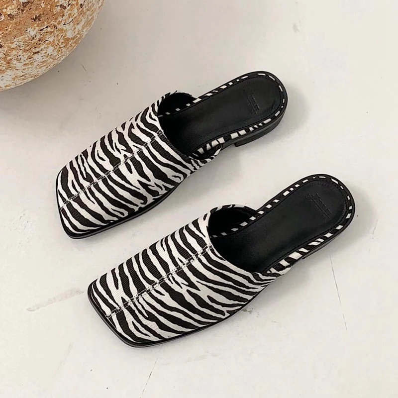 

Bailamos New Brand Designer Mules Square Toe Slip On Luxury Slippers 2021 Spring Ladies Outdoor Sandal Low Heel Flip Flop Shoes