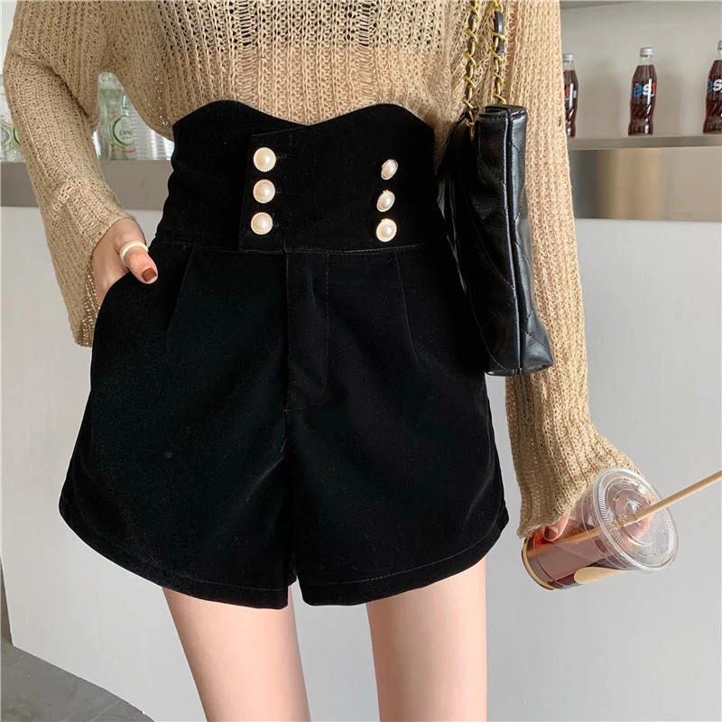 

Fashion Double-breasted Black Velvet Shorts for Women Chic High Waist A-Line Wide Leg Loose Shorts Female Autumn Winter Shorts