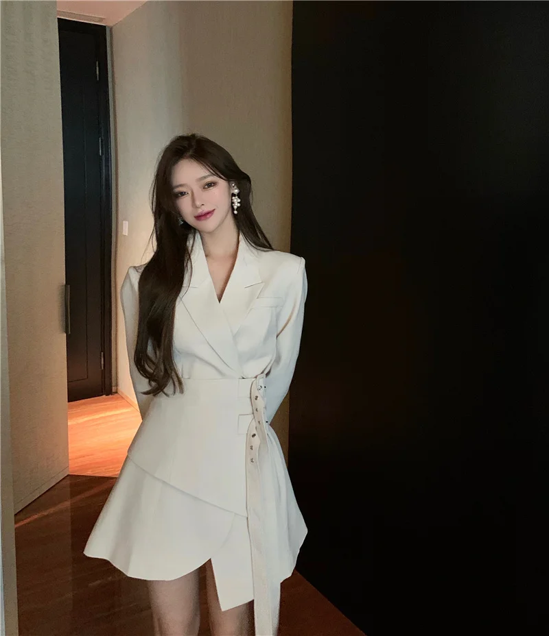 

Price Fake Two-Piece Lace-up Long Sleeve Suit Waist Dress