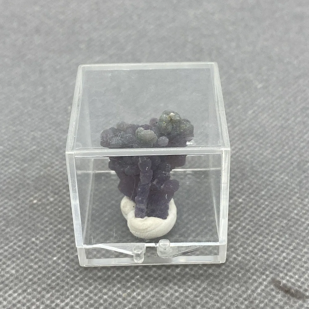 

Natural grape agate mineral specimen stones and crystals healing crystals quartz gemstones free shipping 15#