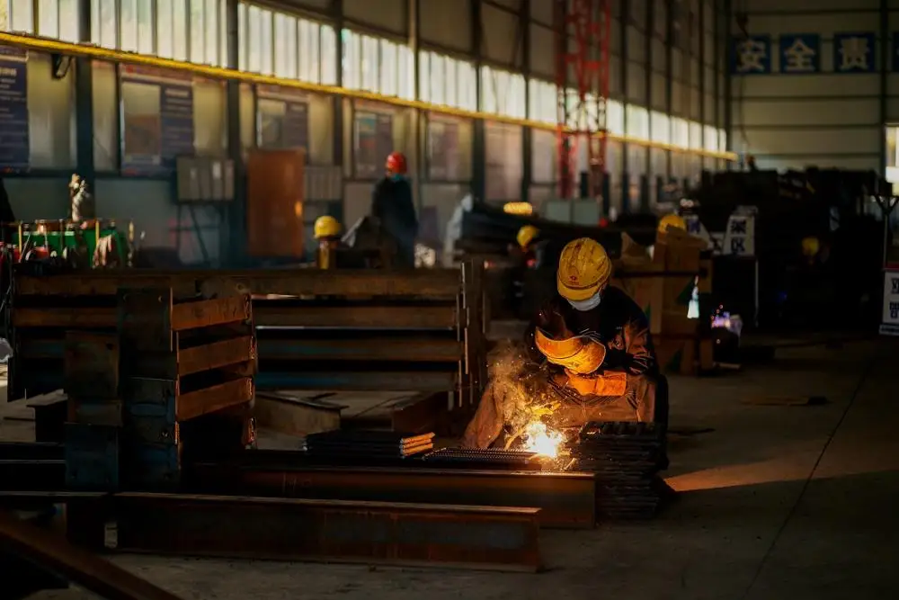 

DULENS APO 85mm F2.0 Apochromatic Full Frame Lens for Canon Full Frame EF Mount Camera 5D Mark IV 6D All-Metal Construction 350g