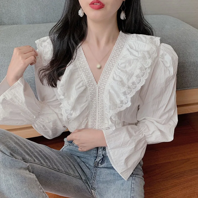 

Women's Sexy Lace Patchwork Design Small Crowd Bubble Sleeve Long Sleeve Shirt Fashion Casual Versatile Shirt