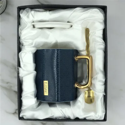 blue gift box Berjaya креативный полигон золото рукоятка керамическая кружка с ложкой большой емкости бизнес офисная чашка для кофе и кружка - Цвет: blue gift box