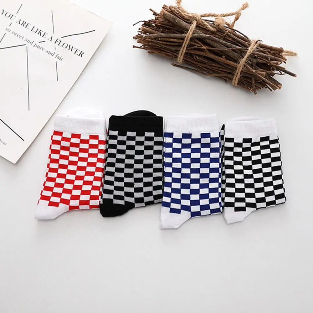 Новые модные тренды мужские носки шахматные геометрические клетчатые женские