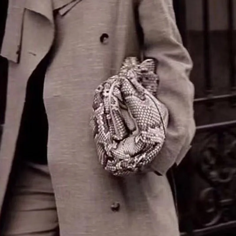 Кожаная сумка конверт роскошные дизайнерские женские сумки со змеиным принтом