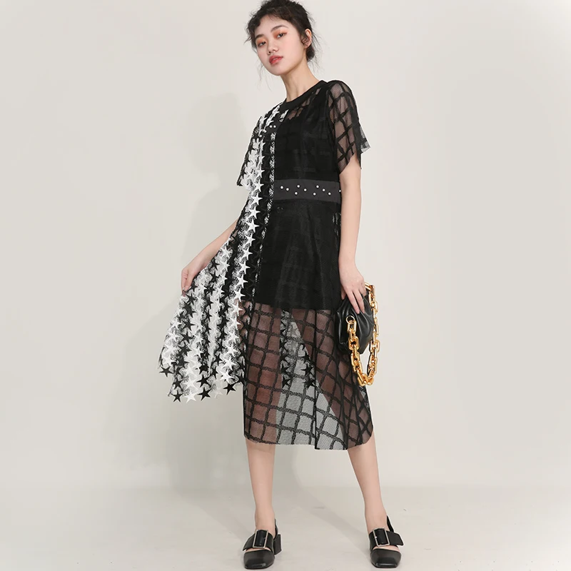 Женское свободное платье EAM черное асимметричное с круглым вырезом и коротким