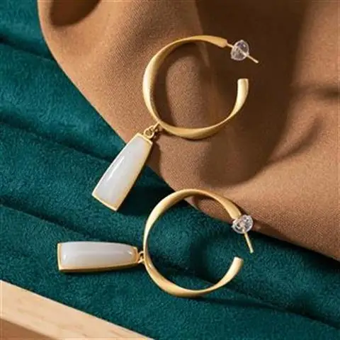 

Original S925 Sterling Silver Gilding Hetian Jade White Jade Fashion Dignified Goddess Matching Women's Long Stud Eardrops Earri