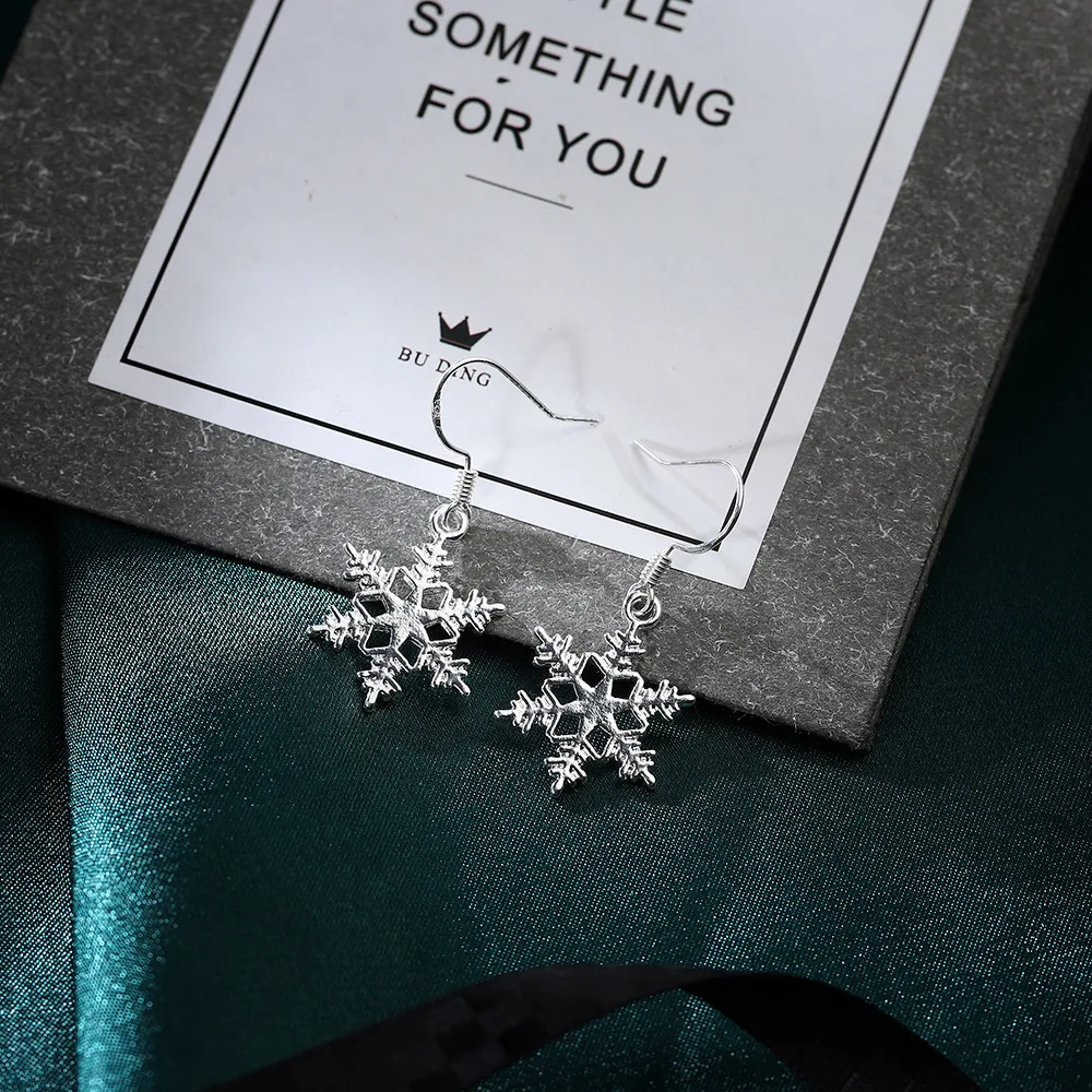 

Trendy Electroplating Thick Silver Christmas Snowflake Earrings Luxury INS Dangle Drop Earrings Girls Banquet Party Jewelry