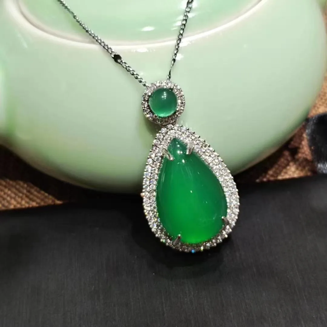 Оптовая продажа ожерелье из серебра 925 пробы с зеленым халцедоном и подвеской в