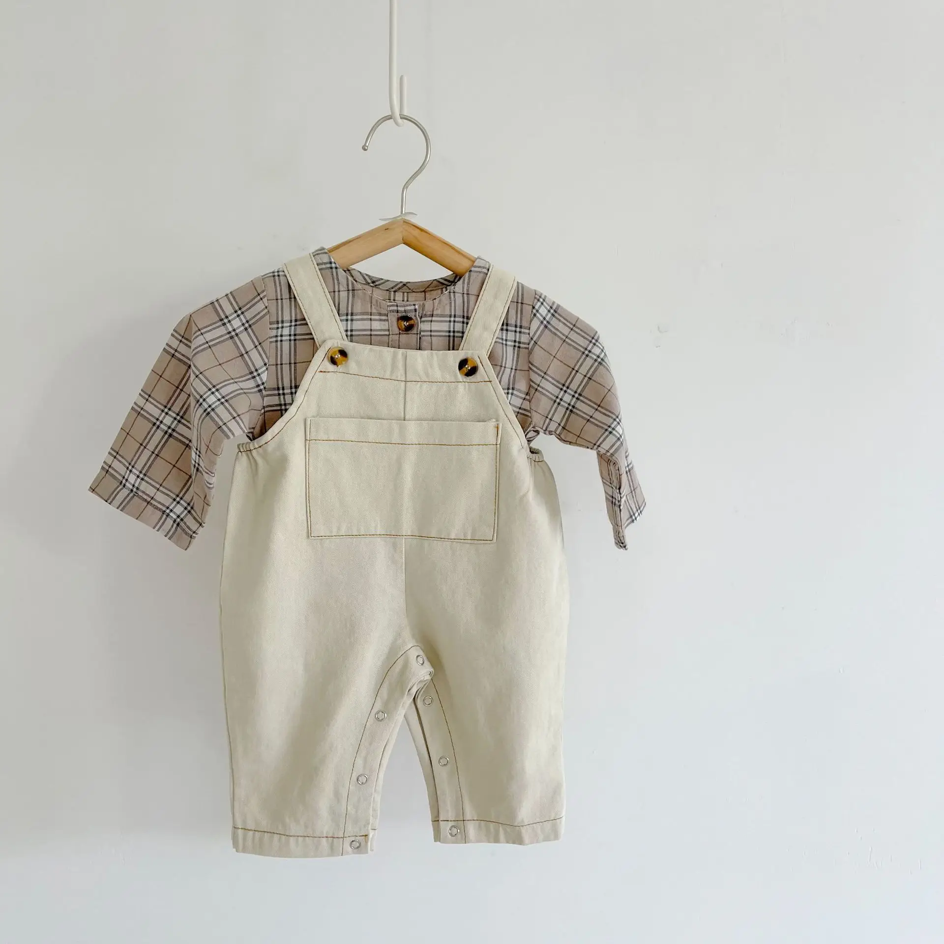 

Осень 2021, новый джинсовый комбинезон для маленьких мальчиков, однотонный комбинезон без рукавов для девочек, клетчатые рубашки, детский ком...