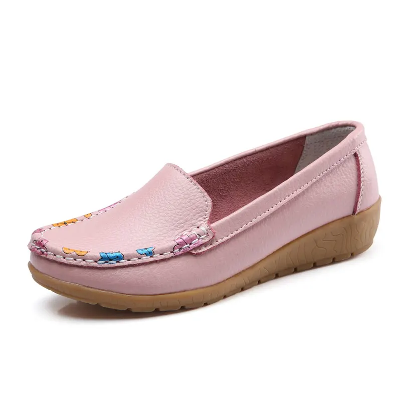 Pink Женские лоферы на плоской подошве; Новинка года; модная удобная женская летняя обувь для мам; мягкая обувь на плоской подошве из натуральной кожи; женская повседневная обувь - Цвет: Pink