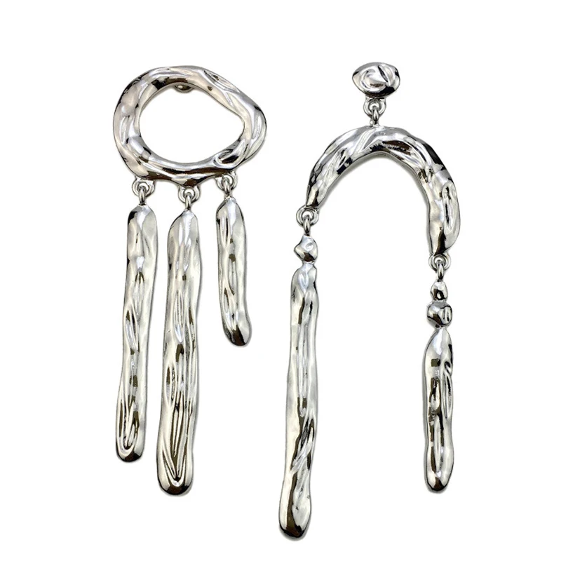 Женские асимметричные серьги с металлическими кисточками золотого и