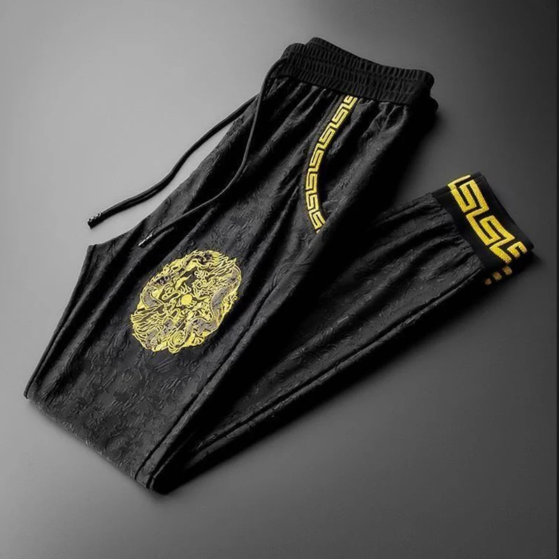 

2020 new men's dragon embroidery short-sleeved trousers casual sports suit fashion matching two-piece suit