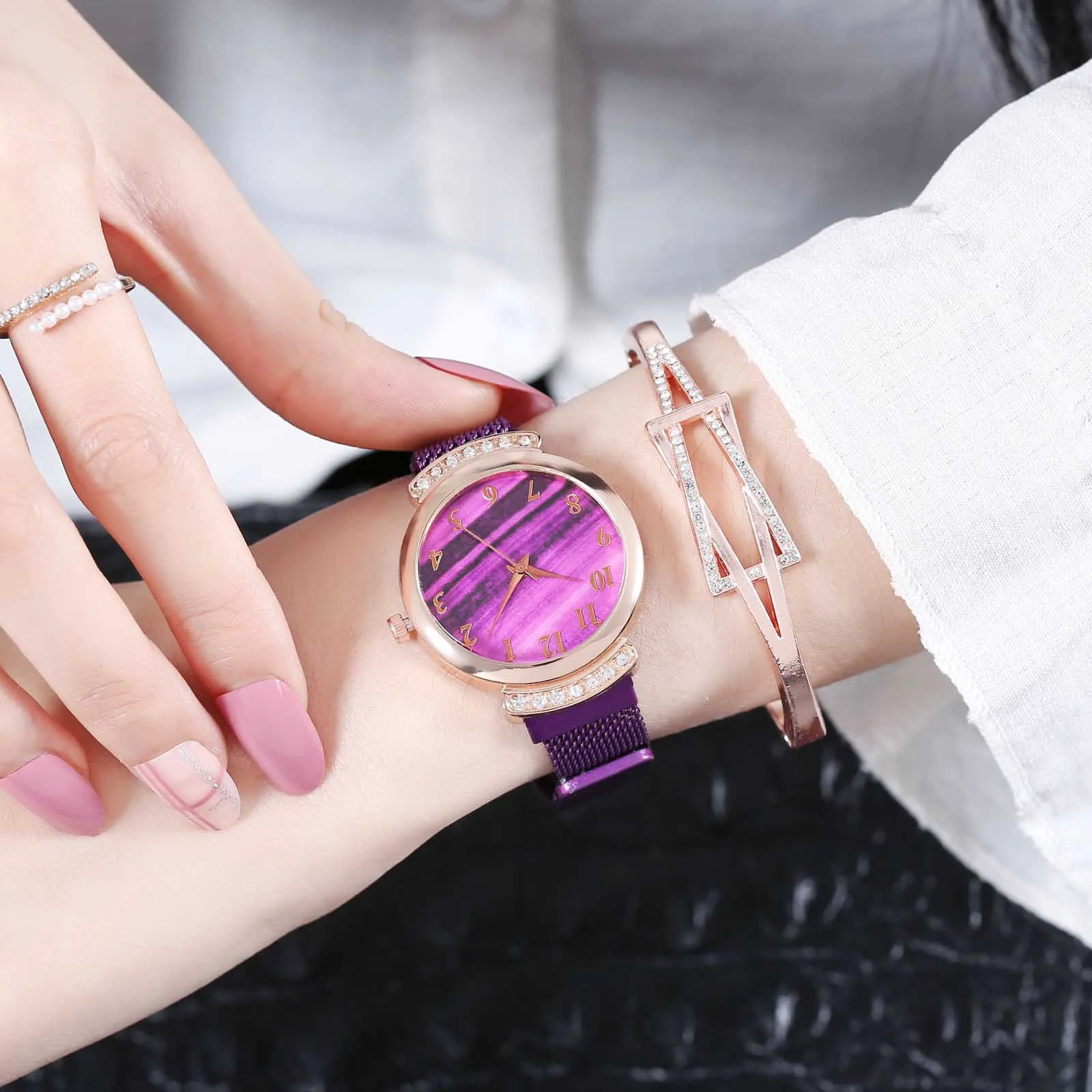 

Casual Quartz Wristwatches Women Stainless Steel Band Women Flower Rhinestone Watch Femme Acier Inoxydable