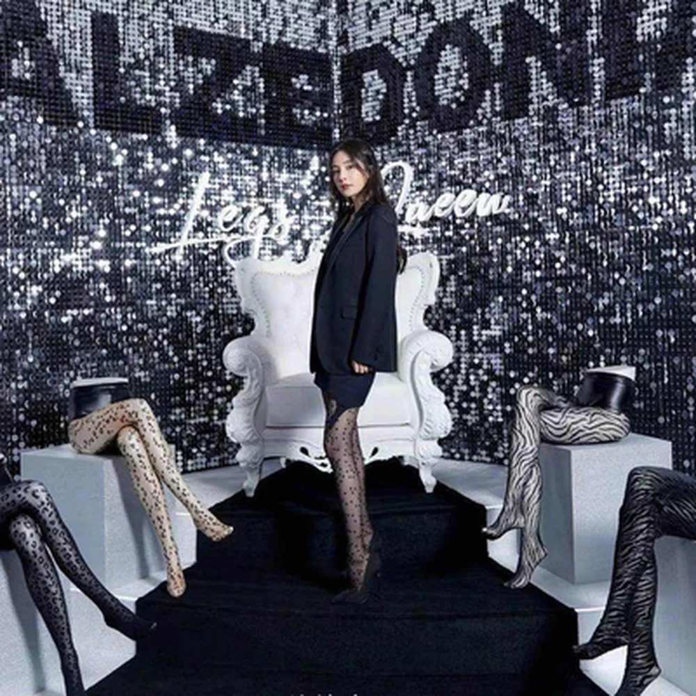 

Black Decorative Wind Board Sequins Color Stage Flash Background Wall Decoration Board Party Christmas Wedding Shooting Decor