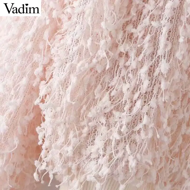 Женское элегантное платье vadim розовый короткий вязаный свитер с кисточками в