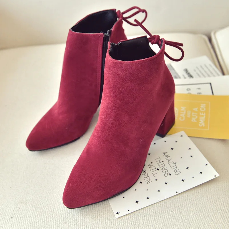 Однотонные лаконичные женские ботинки для отдыха Короткие Модные Винтажные на