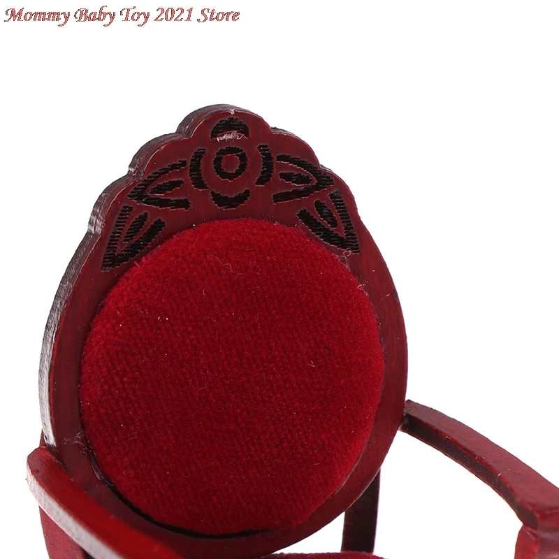 

1pcs 1:12 Mini Wooden Carved Peach Shape Chair Vintage DIY Decoration Doll House Sofa Chair Furniture Accessories