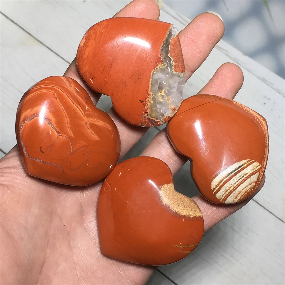 

Natural Gemstone Red Jade Crystal Quartz Mineral Sample Hand-carved Heart Living Room Decoration Collection Gift Energy Healing